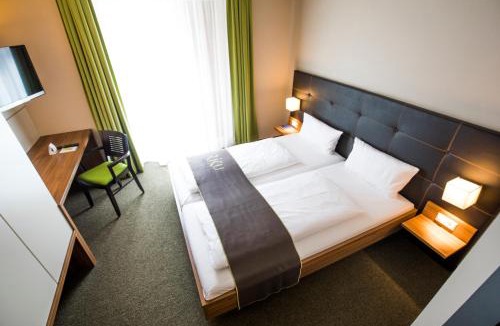 Weissenhorn Hotel | RiKu HOTEL Weißenhorn