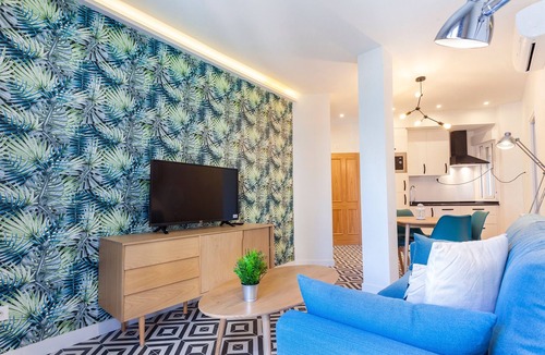 Almendrales Apartment | Rio Plaza I apartment in Madrid