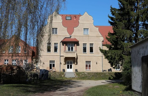 Stolpe b. Anklam Apartment | Ritter Dietrich Wf-47 - Der Westflügel