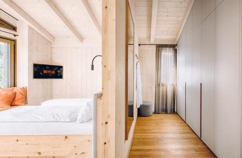 Garmisch-Partenkirchen Ski Chalet | Riverside Chalet Dreitorspitz