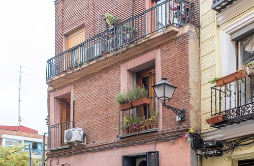 Embajadores Apartment | Rodas 3 *5* stars in the center of Madrid Free parking
