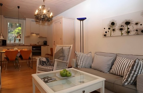 Staufen im Breisgau Apartment | Romantic Apartment 1 with Terrace, Garden & Wi-Fi