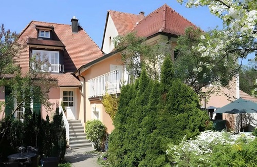 Staufen im Breisgau Apartment | Romantic Apartment 1 with Terrace, Garden & Wi-Fi