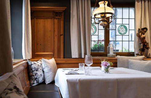 Adelsdorf Hotel | Romantik Landhotel 3Kronen