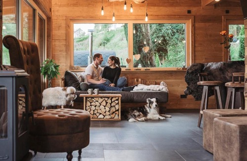 Vorra Ski Chalet | Romantikchalet Fuchsbau mit eigenen Wellnessbereich, Komfort und viel Ruhe in der Natur
