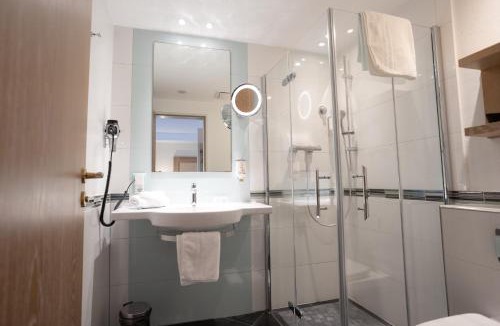 Niederhelden Hotel | Romantikhotel Platte
