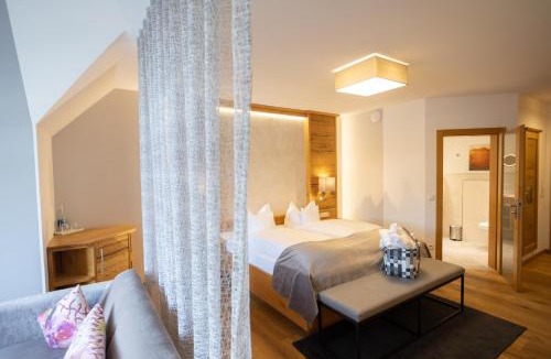 Niederhelden Hotel | Romantikhotel Platte