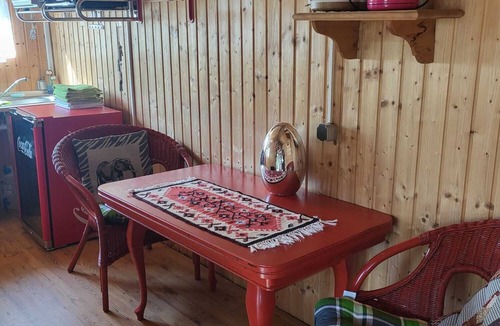 Konigstein an der Elbe Cabin | Romantische Gartenlaube mit Elbblick
