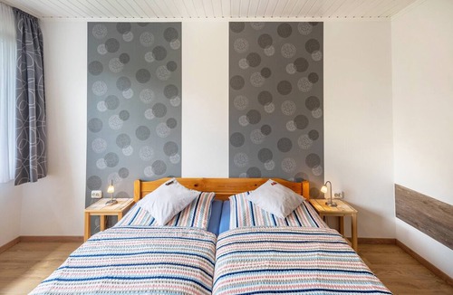 Kirchhundem House | Room “Double Room 3” with Shared Terrace, Garden, and Wi-Fi