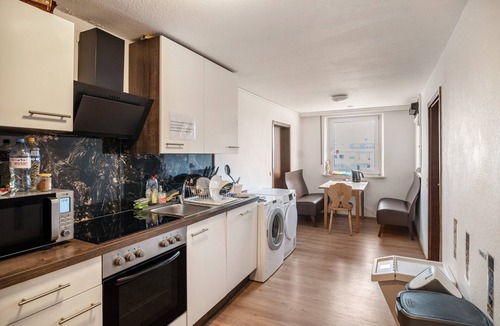Berg Apartment | Room 'Zimmer 12' with Wi-Fi