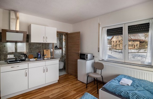 Berg Apartment | Room 'Zimmer 7' with Wi-Fi
