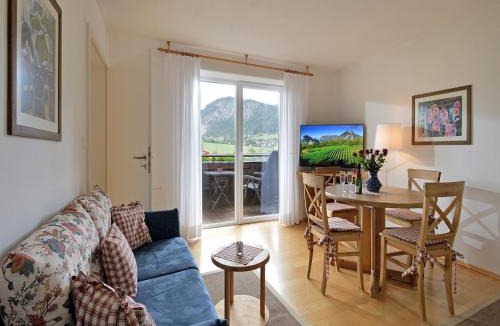Kufstein Apartment | Rosenhof am See Ferienwohnung Alpenrose