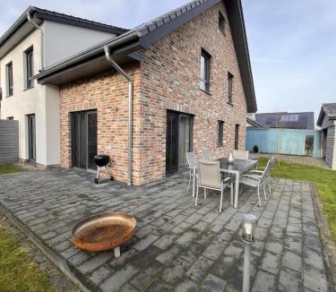 Rahden House | Ruhig & großzügig für 8 Pers, WLAN & Feuerschale