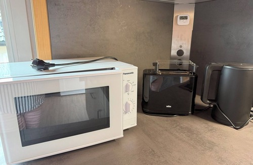 Marktschorgast Apartment | Ruhige Wohnung für 5 Personen mit Kamin