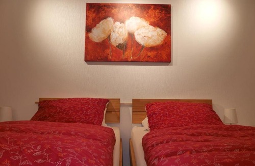 Altenfurt House | Ruhiges Apartment Nürnberg Süd Ost - Nähe Messe - mit Wallbox