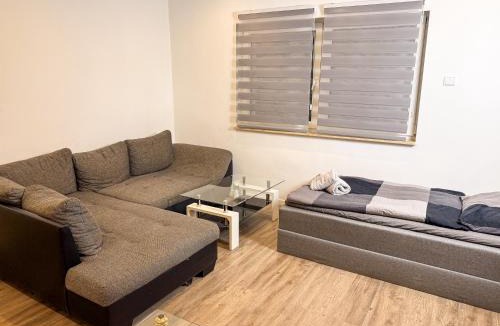Katernberg Apartment | Ruhr Business Apartments Essen Apartment mit 8 Einzelbetten Privat Parkplatz