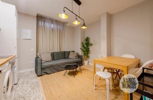 Malasana Apartment | Rumbo a la comodidad para 9 en Calle del Barco E2