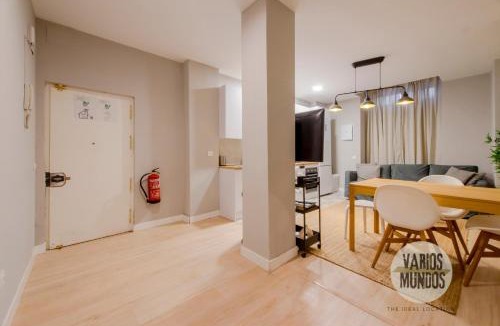 Malasana Apartment | Rumbo a la comodidad para 9 en Calle del Barco E2
