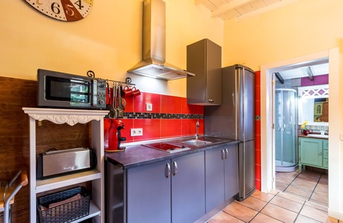 Villaescusa House | Rural House 'El Capricho de Rosmary' with Mountain Views and Private Garden