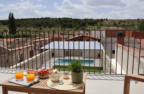 San Miguel del Arroyo House | Rural luxury with a heated pool and garden