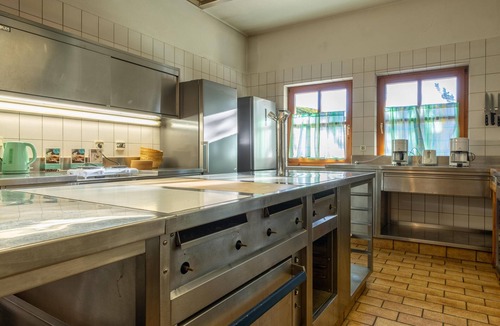 Scheffau am Wilden Kaiser House | Rustic Tyrolean guesthouse only 300m to ski lift