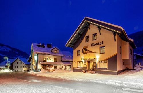 Wenns Hostel | Rutsche Hostel