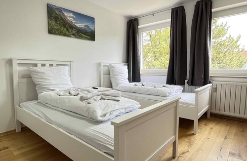 Schwandorf Apartment | (SAD153) small workers rental with balcony