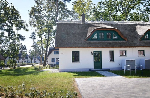 Dargen House | Sand plover - Holiday home "Sand plover" in the fishing village Zirchow am