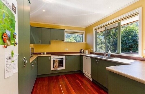 Arrowtown Cottage | Sawmillers Retreat - Arrowtown Holiday Home