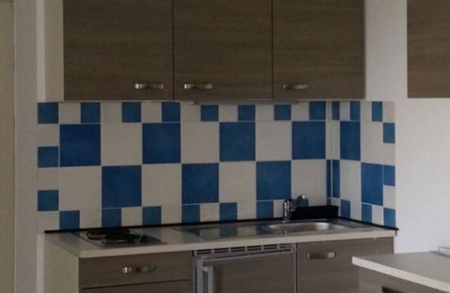 Haarbach Apartment | Schöne, 45qm große Erdgeschoss-FeWo mit 2 Zimmern inkl. Küche und separatem Bad/WC