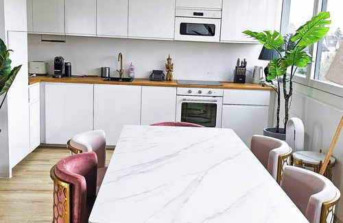 Freilassing Apartment | Schöne Dachgeschoss Neubau 80m² Wohnung mit Dachterasse