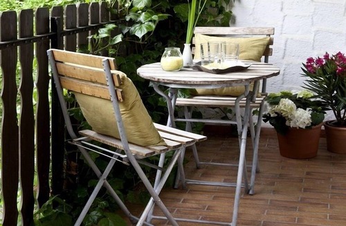 Nennslingen Apartment | Schöne, entspannte Tage mit Kaminofen und Balkon
