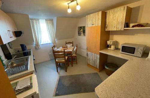 Deggendorf Apartment | Schöne Ferienwohnung in Bahnhofsnähe für Urlaub, Studium oder Arbeit