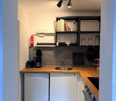 Ibbenbueren Apartment | Schönes 2,5 Zimmer Apartment mit Hof und Garten