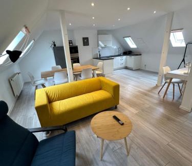 Eicken Apartment | Schönes Maisonette Apartment in schöner Lage MG18