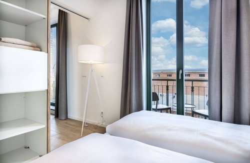 Wismar Apartment | Schickes Hafenapartment mit Balkon und Tollem Ausblick in Hervorragender Lage
