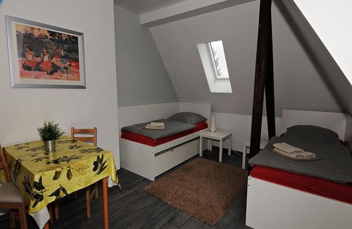 Schalke-Nord Apartment | SchlafGElegenheit