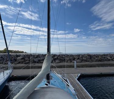Kuhlungsborn Ost Boat Rental | Schlafplatz mit Meerblick