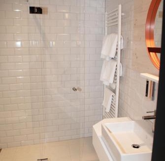 Dinkelsbuehl Hotel | Schlafzimmer - self Check-in