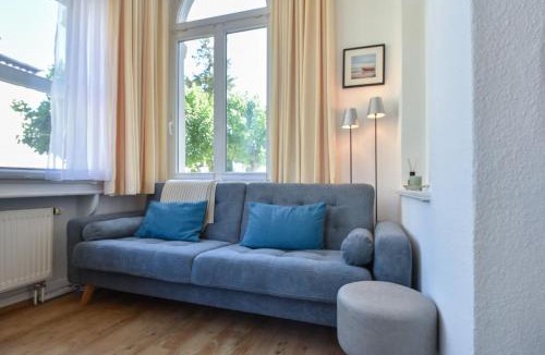 Ahlbeck Apartment | Schloß Hohenzollern 13