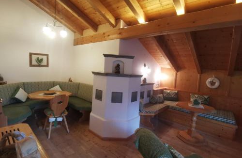Telfes im Stubai Apartment | Schlosserhof