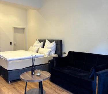 Ellerbek - Wellingdorf Apartment | Schwentine Apartments mit privatem Whirlpool in Kiel