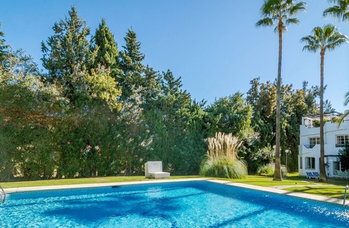 Nueva Andalucia House | SE - Spacious Modern Townhouse in Nueva Andalucia