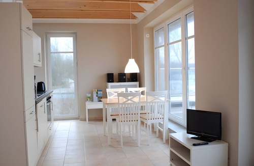 Heikendorf Apartment | Sea View Apartment for 4 Guests on the Kiel Fjord