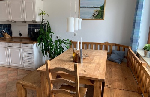 Iffeldorf Apartment | Seenahe apartment with large balcony