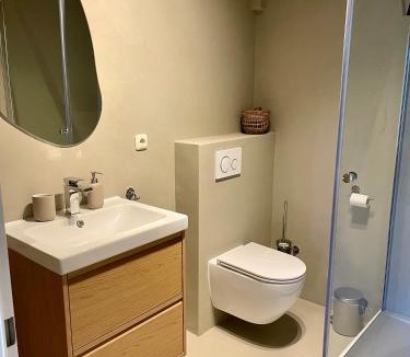 Kreuzkamp Apartment | SeeSchön - Ferienwohnung im Grünen zwischen See und Meer