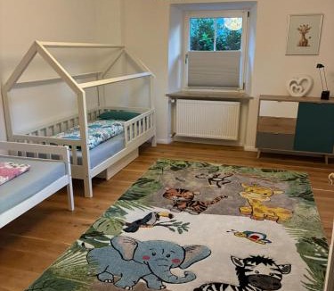 Tegernsee Apartment | Seewohnung mit Badeplatz