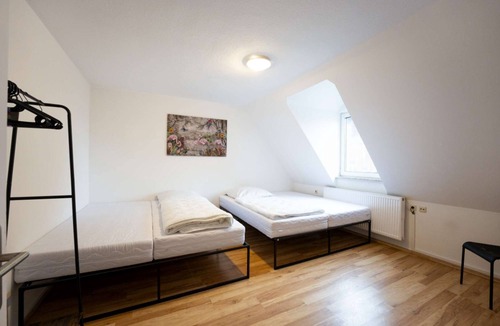 Zirndorf Apartment | Sehr Zentrale 3 Zimmer Wohnung für Große Familien