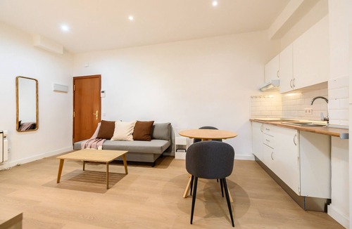 Castillejos Apartment | (SGE680F) 1 bedroom apartment with terrace in Tetuán, Madrid.