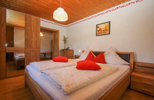 Seeon-Seebruck Other | Shared room ∙ 3 guests